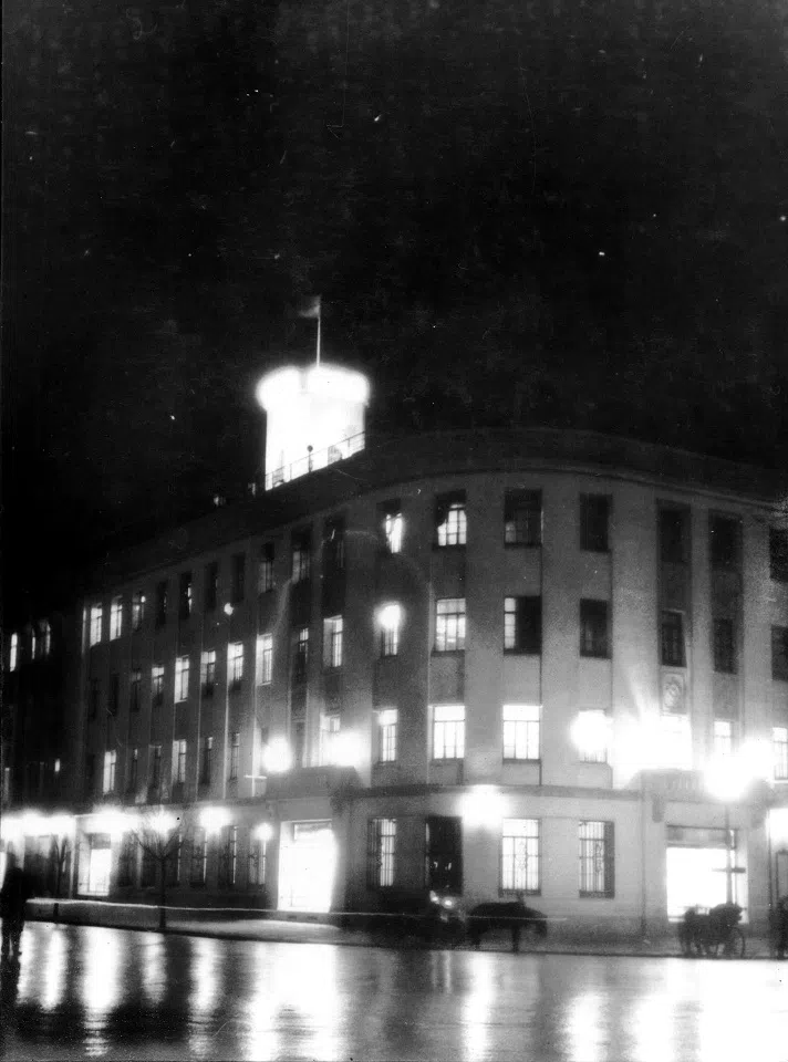 Rongting Street in Xinjing, the capital of Manchukuo, late 1930s.