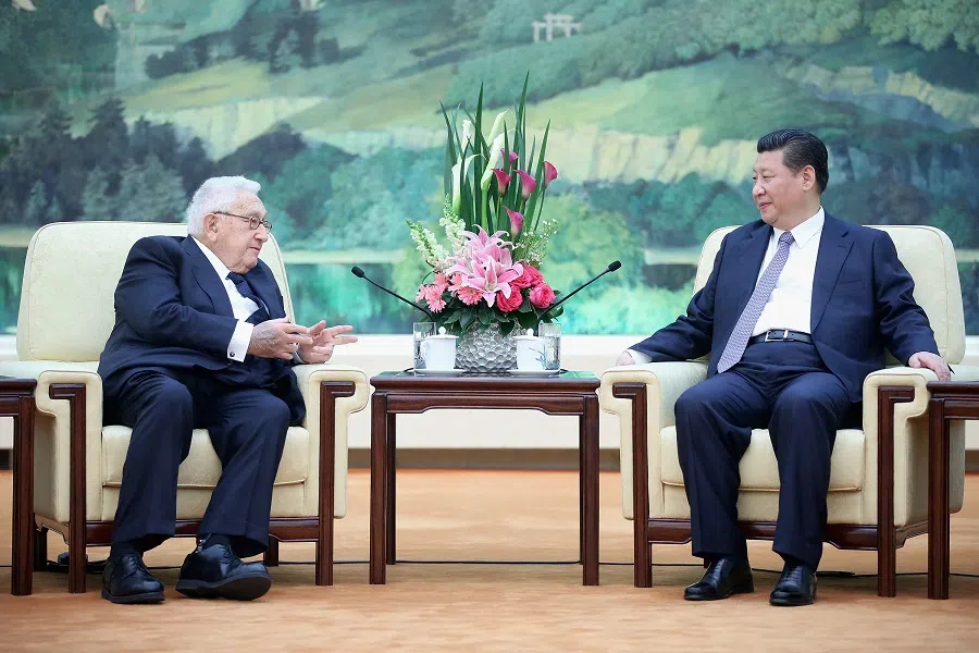 Chinese President Xi Jinping (right) meets with Former US Secretary of State Henry Kissinger at the Great Hall of the People in Beijing on 17 March 2015. (Feng Li/Pool/AFP)