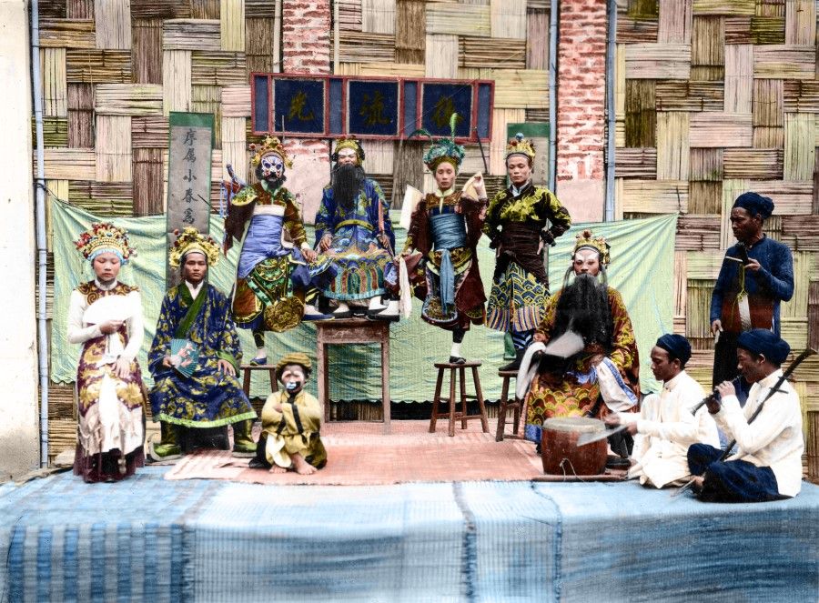 A local performance in Vietnam during the Nguyen dynasty, 1920s. Many elements from China are incorporated, including the use of Chinese written characters, while preserving Vietnam's own characteristics.