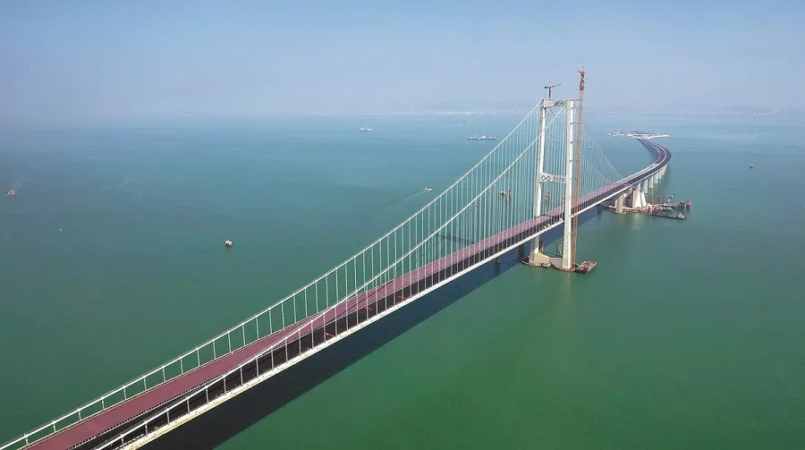 The 24-kilometre cross-sea Shenzhen-Zhongshan Bridge will shorten the drive between Shenzhen and Zhongshan from two hours to just half an hour.