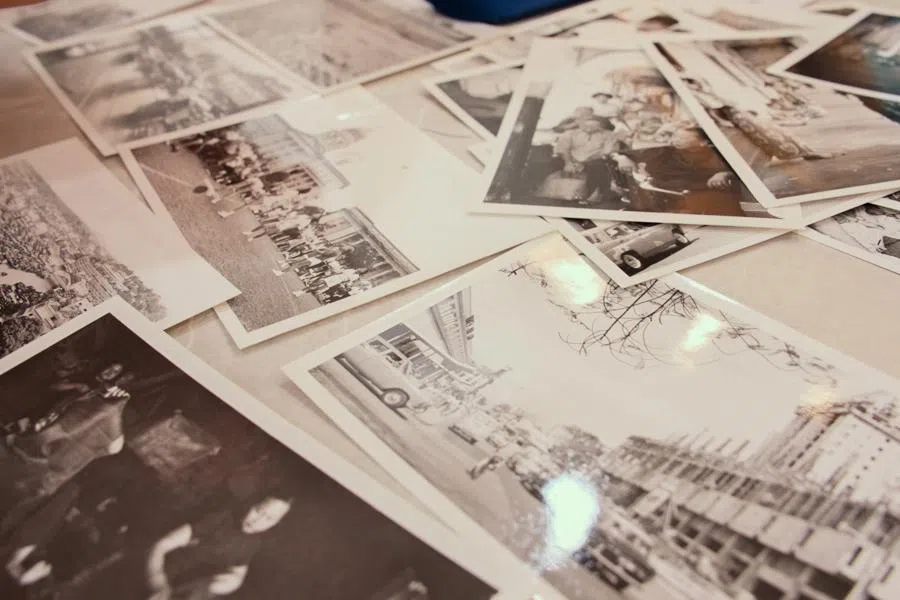 Every picture tells a story.  Hsu’s extensive collection of old photos, built up over the years. (Photo: Yi Jina)