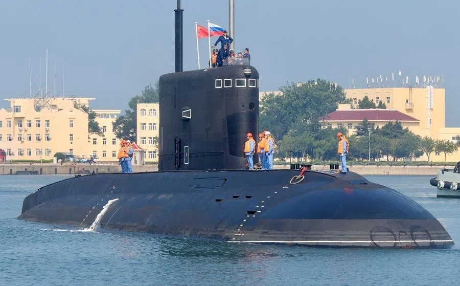 Russian Navy Kilo-class submarine Ufa arrives at a military port ahead of the "Joint Sea-2026" joint naval exercise between the Chinese and Russian navies in Qingdao, Shandong province, China, on 5 July 2026.