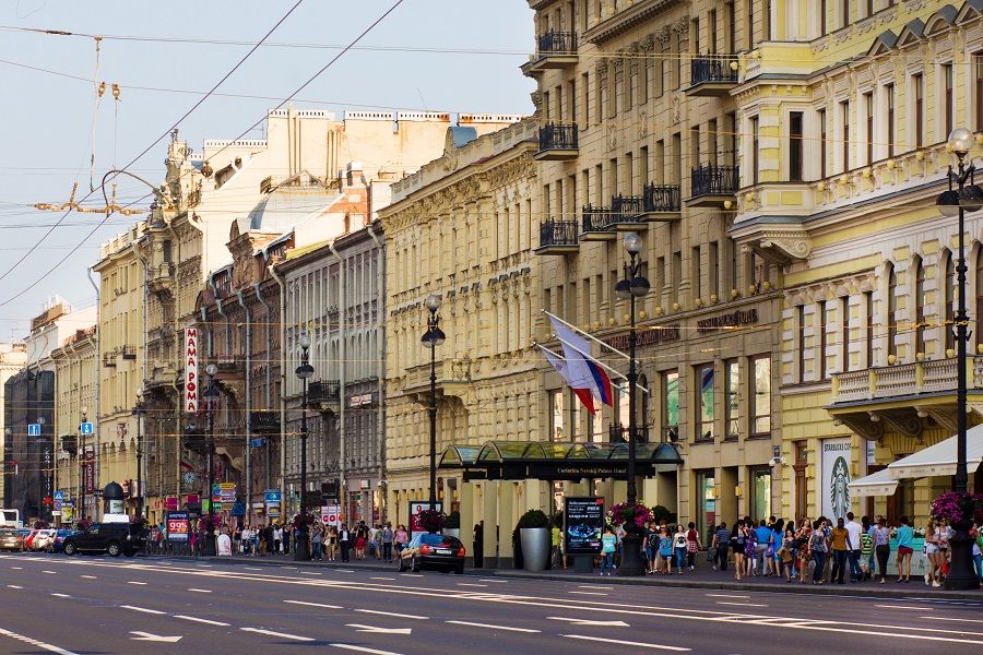 A general view of Nevsky Avenue in Saint Petersburg. (Photo: Alexey Komarov/Licensed under CC BY 3.0)