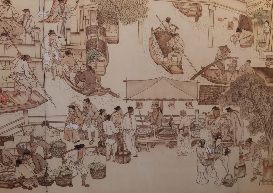 A photo of a painting at the Hangzhou Cuisine Museum, Hangzhou, showing the food culture in the capital during the Southern Song dynasty. Note the boats on the river and the seafood on sale. (Thomas DuBois)
