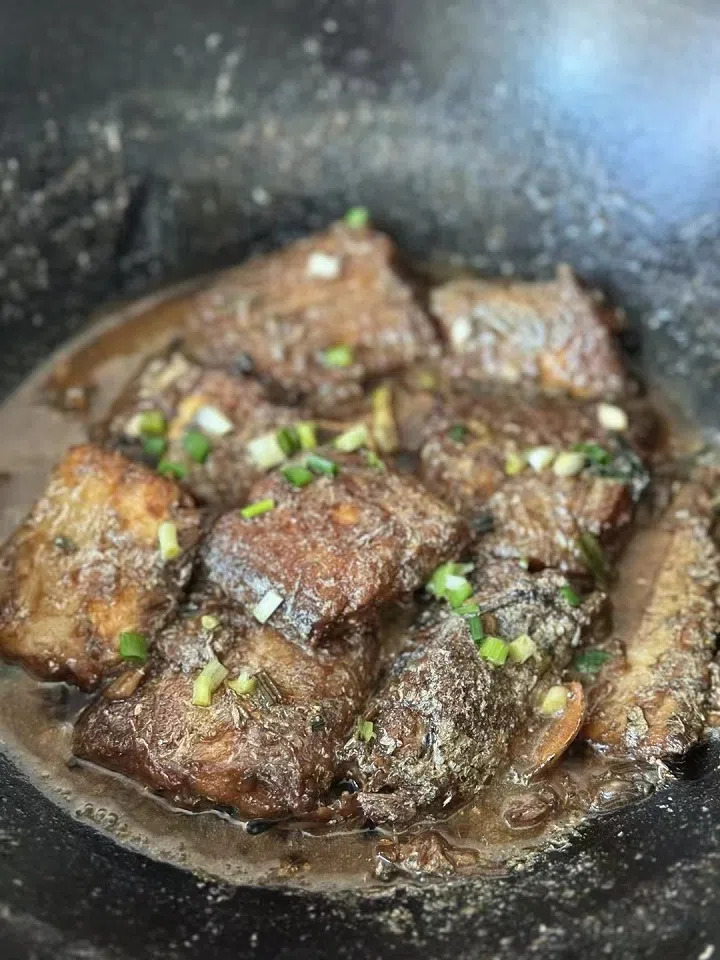A dish of braised yellow croaker. (Lu Lingming)