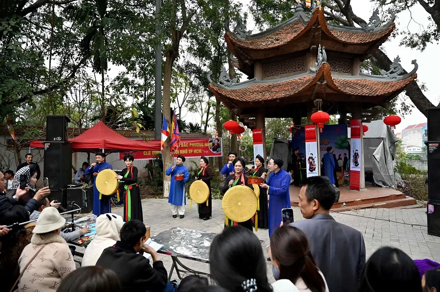 Folk singers perform in the Lim region, northern province of Bac Ninh, Vietnam, on 10 February 2025. (Nhac Nguyen/AFP)