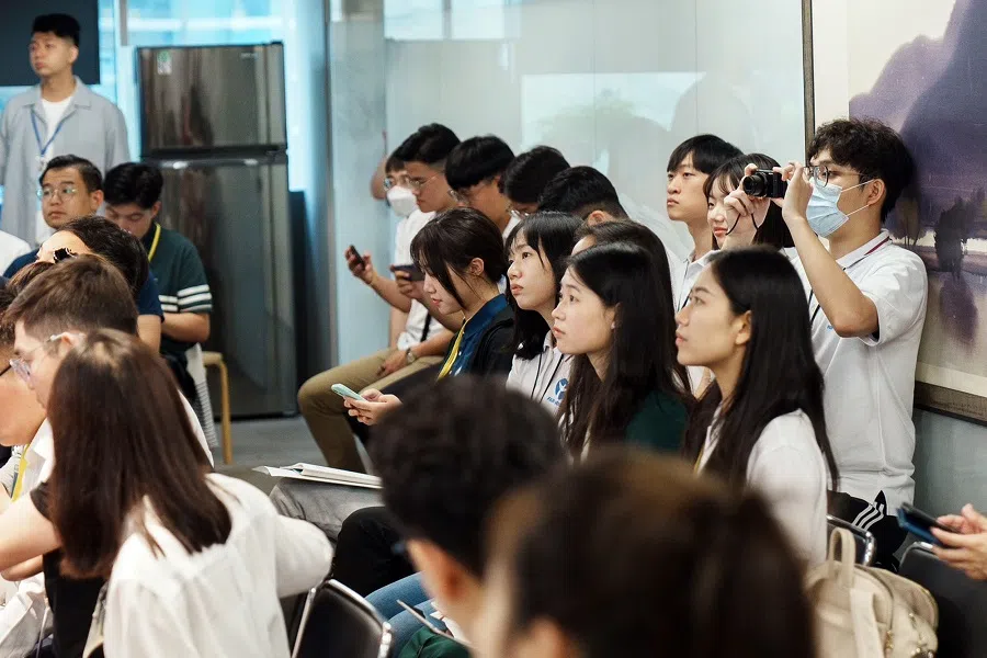 Students and faculty members from mainland China visit the Fair Winds Foundation in Taipei, Taiwan, on 17 July 2023. (CNS)