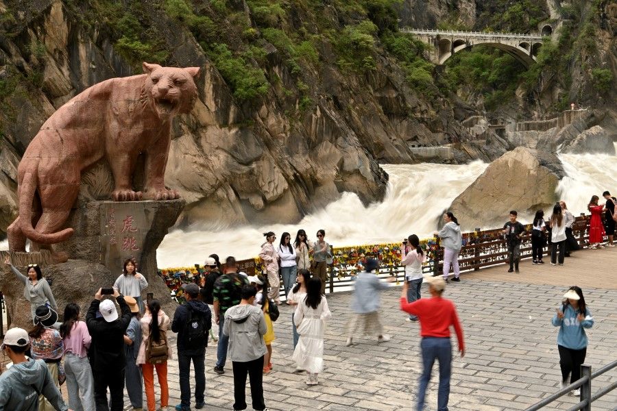 Tourists at the Tiger Leaping Gorge in Deqen Autonomous District, Shangri-La city, Yunnan, 28 June 2023. (CNS)
