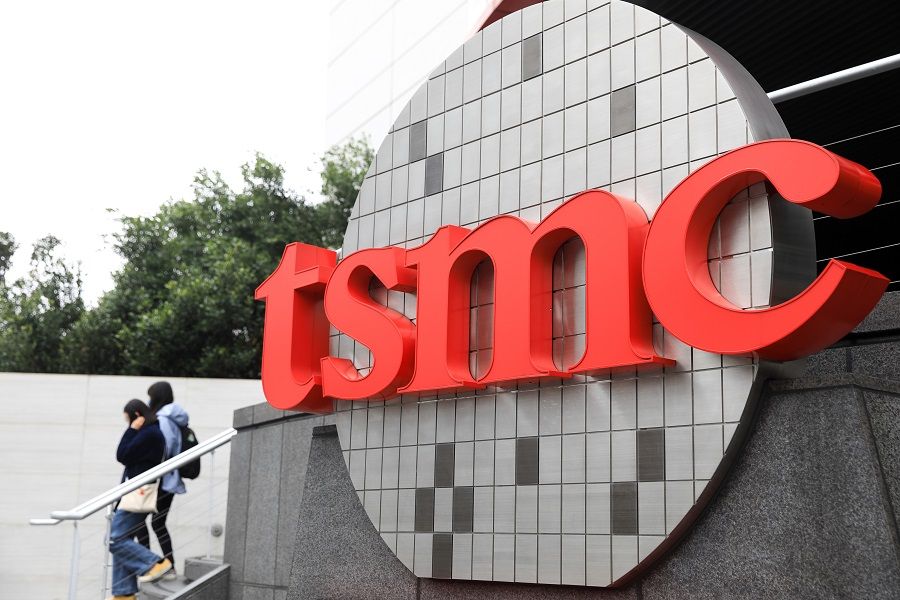 Signage for Taiwan Semiconductor Manufacturing Co. (TSMC) at the company's headquarters in Hsinchu, Taiwan, on 11 January 2022. (I-Hwa Cheng/Bloomberg)