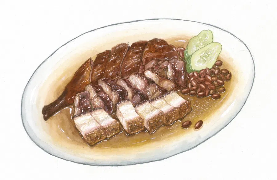 A "roast meat trio" (烧腊三拼) usually consists of barbequed pork (叉烧, char siew), roast duck, and crispy-skinned roast pork. The dips include honey, oyster sauce, soy sauce, and garlic slices. These meats are savoury but not cloying, which is the characteristic of Cantonese dishes.