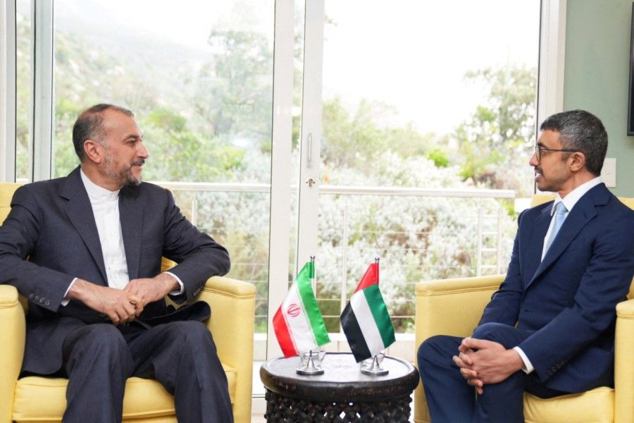 Iranian Foreign Minister Hossein Amir-Abdollahian (left) meets with UAE Foreign Minister Abdullah bin Zayed (right) in Cape Town, South Africa, 2 June 2023. (Iran's Foreign Ministry/WANA (West Asia News Agency)/Handout via Reuters)