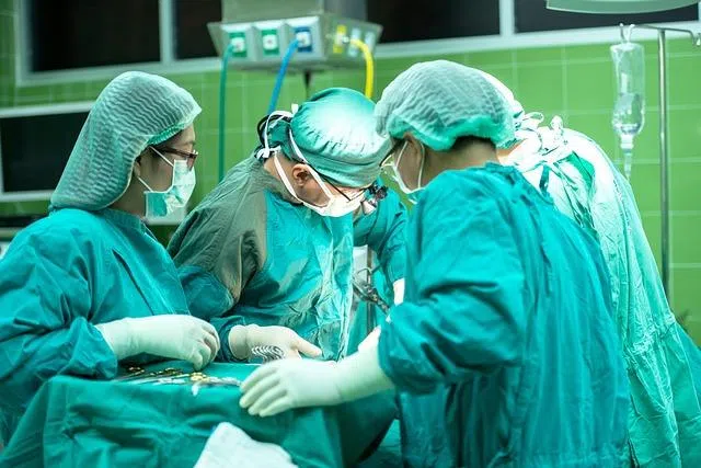 On Chinese social media, posts about pay cuts for doctors are everywhere; from major hospitals in first‑tier cities to community and township hospitals, and from junior doctors to attending physicians.