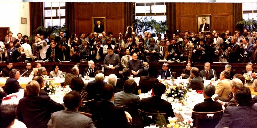 In January 1979, Vice-Premier Deng Xiaoping attended a tea party hosted by the US House Committee on International Relations in Washington.