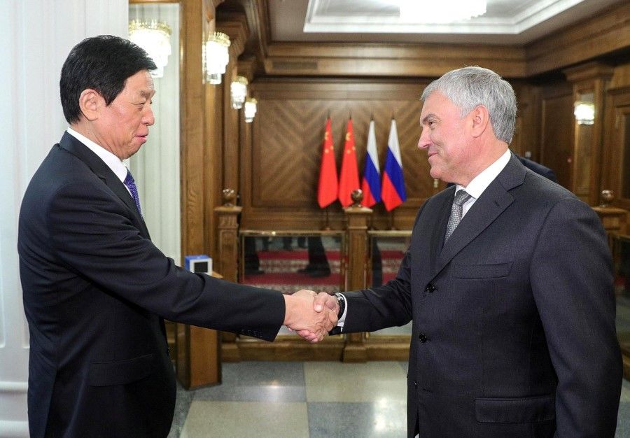 China's National People's Congress (NPC) Standing Committee Chairman Li Zhanshu meets with Russia's Chairman of the State Duma Vyacheslav Volodin in Moscow, Russia, 8 September 2022. (Russian State Duma/Handout via Reuters)