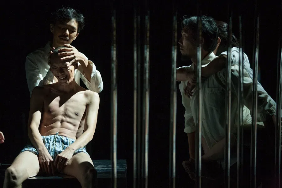 Actors Rei Poh (left, standing), Alvin Chiam (sitting), Zachary Ho and Joanna Dong (on piggyback) deal with family issues in Kuo Pao Kun's canonical play, The Silly Little Girl And The Funny Old Tree. The play was staged as part of the Kuo Pao Kun Festival 2012. (The Theatre Practice)