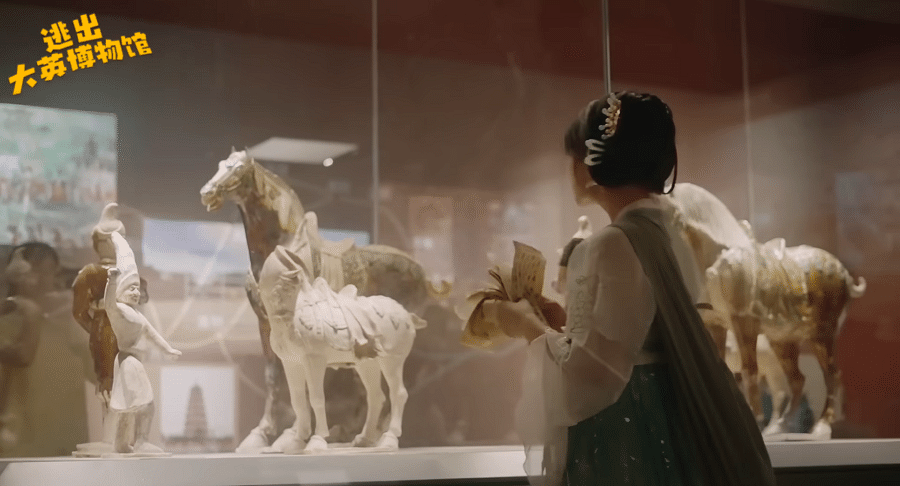 A Tang dynasty three-colour horse at a museum in China, also shown in the video series.