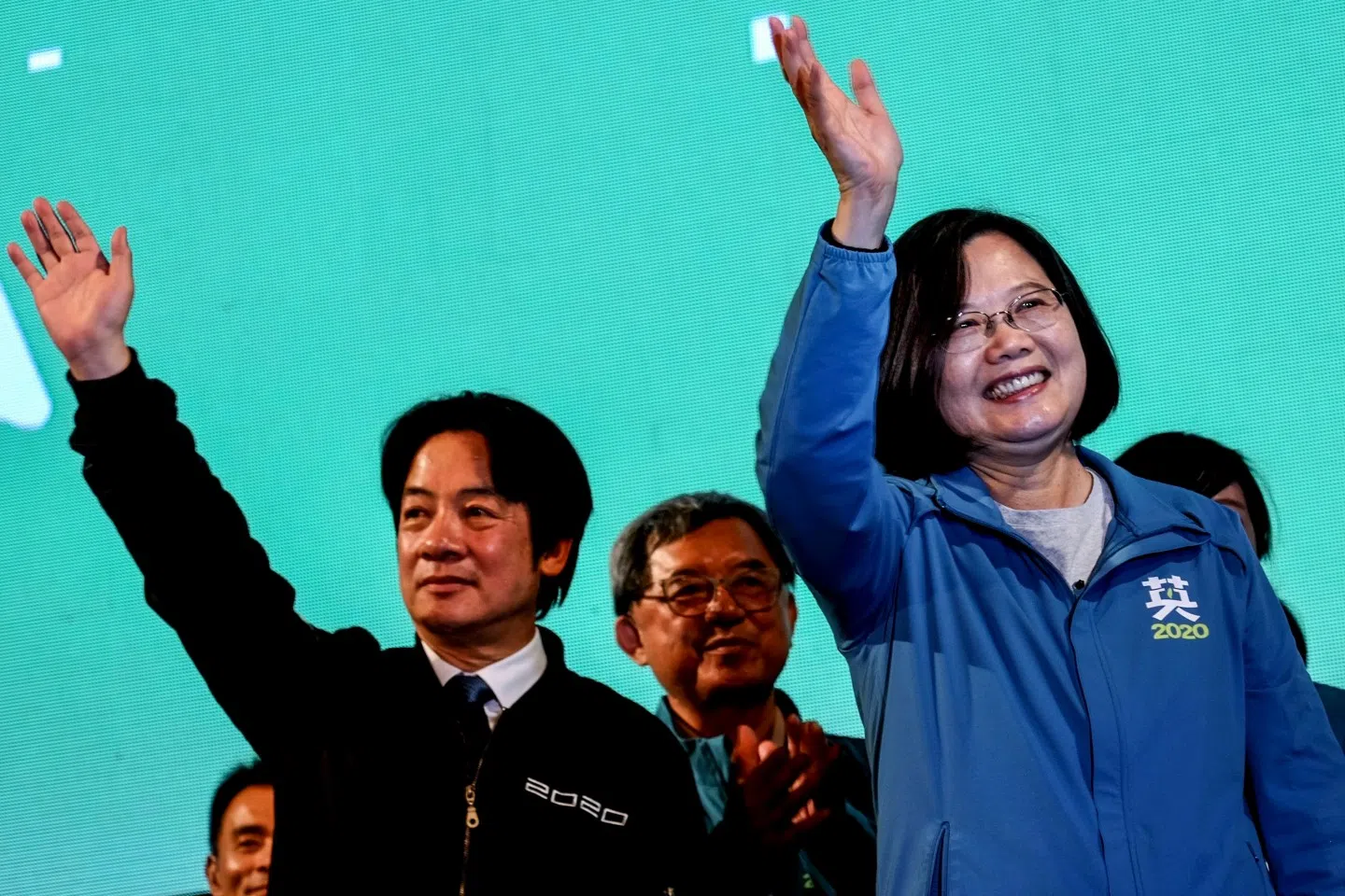 Taiwan's President Tsai Ing-wen (right) and Vice President-elect William Lai (left). Lai has been drawing much criticism for visiting the US. (Sam Yeh/AFP)