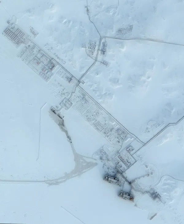 A satellite image shows the Arctic LNG 2 facility in the Gydan Peninsula, Russia, 7 March 2025. (Planet Labs PBC/Handout via Reuters)