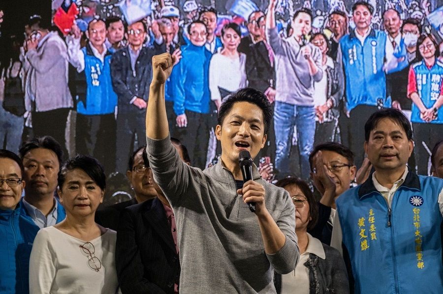 Wayne Chiang Wan-an, Kuomintang candidate for Taipei mayor, speaks to supporters after winning the Taipei mayoral election in Taipei, Taiwan, on 26 November 2022. (Lam Yik Fei/Bloomberg)