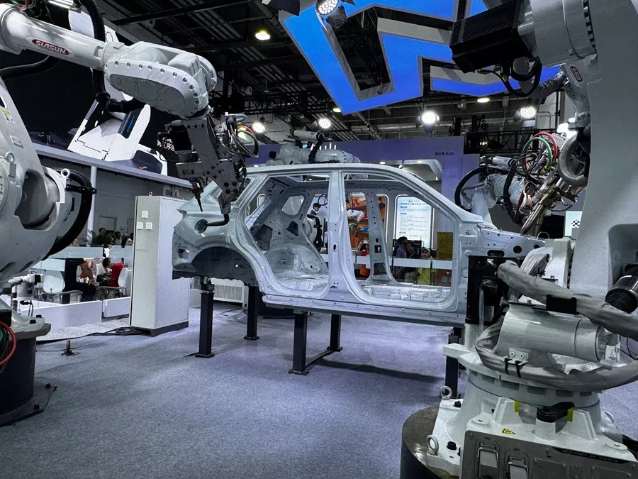 Siasun Robot & Automation, one of the leading companies in China’s robotics industry, founded in Shenyang, showcased its body-in-white spot welding workstation at the World Robot Conference in Beijing, on 21 August 2026.