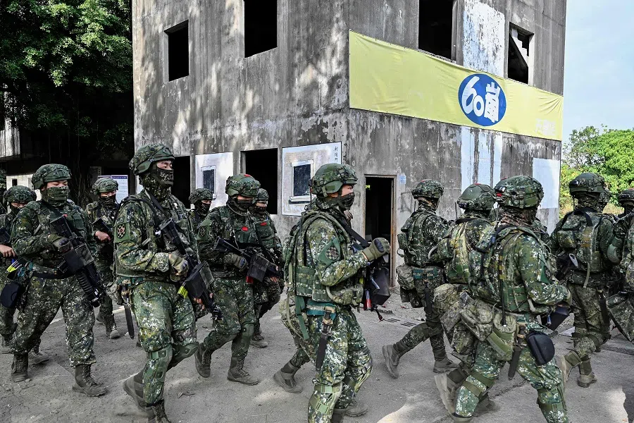 Taiwanese soldiers take part in a demonstration at an army base in Kaohsiung, Taiwan, on 6 January 2022. (Sam Yeh/AFP)