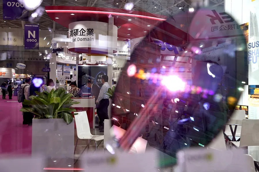 Exhibition-goers visit the SEMICON Taiwan 2022 in Taipei, Taiwan, 14 September 2022. (Ann Wang/Reuters)