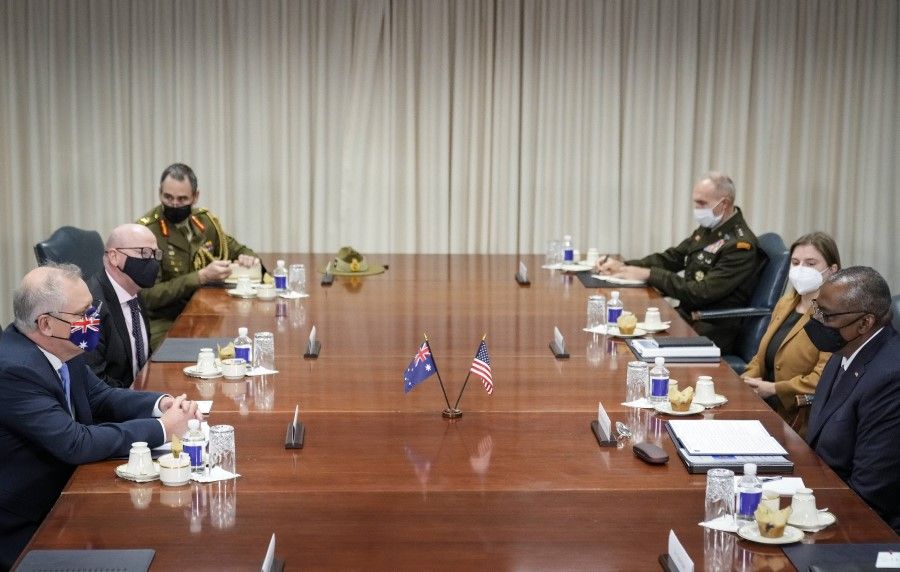 Australia Prime Minister Scott Morrison (left) and US Defence Secretary Lloyd Austin (right) attend a meeting at the Pentagon on 22 September 2021 in Arlington, Virginia, US. (Drew Angerer/Getty Images/AFP)