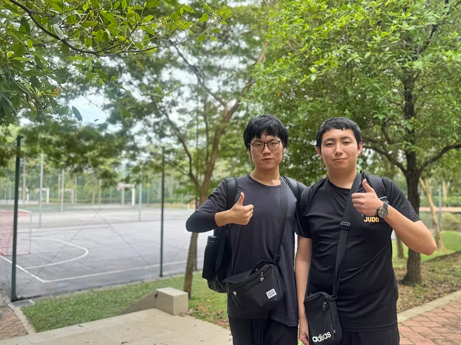 Xiamen University Malaysia student Zheng Zehang (left) and his classmate, Guan Yinyao.
