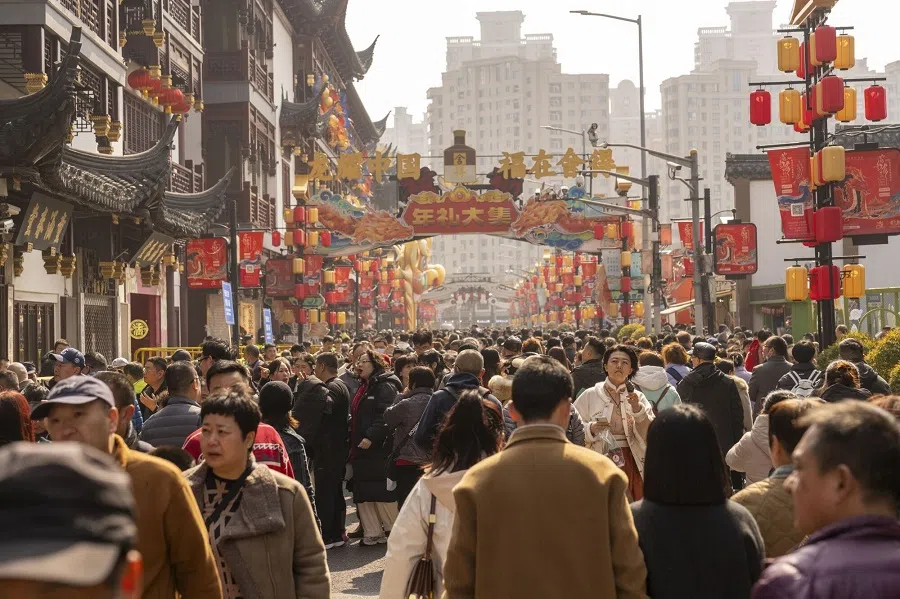 Visitors near Yuyuan Bazaar in Shanghai, China, on 11 February 2024. (Raul Ariano/Bloomberg)