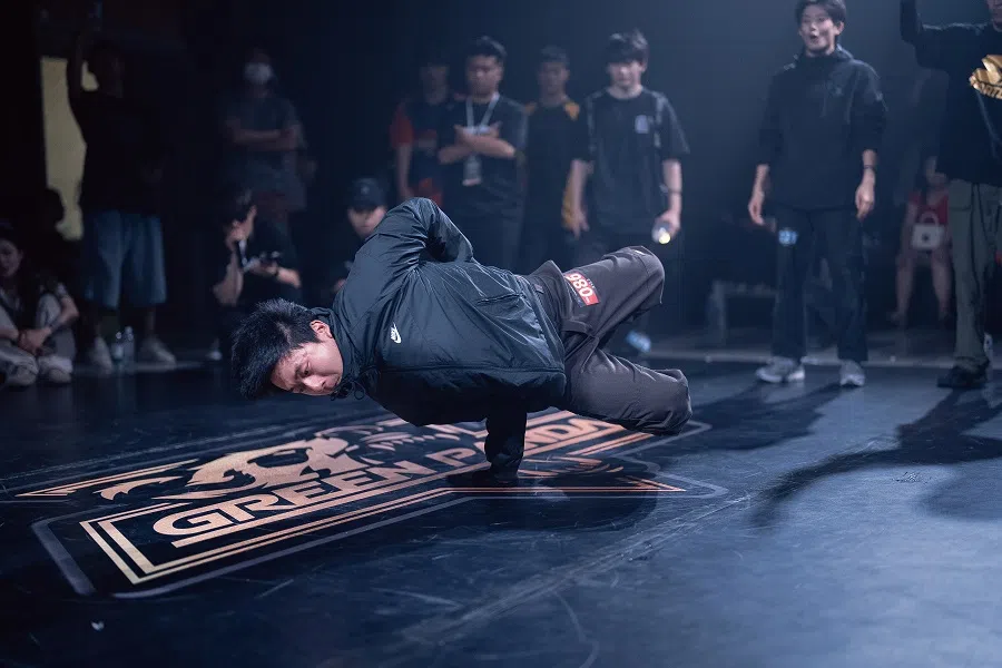 Su Jie in his element at a breaking competition in Beijing on 28 June 2024.