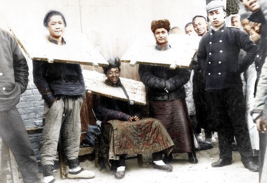 In September 1900, the Qing court issued an imperial edict to blame the Boxers for instigating the killing of foreigners, and vowed to cooperate with the Eight-Power Allied Forces to quell the rebellion. Arrested Boxers were put in yokes before being executed. The government evaded responsibility for its earlier support for the Boxer Rebellion.