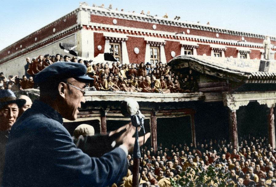 Tibet-based General Zhang Jingwu of the Chinese central government disseminating the central government's policies to Tibetans in Lhasa, 1951.