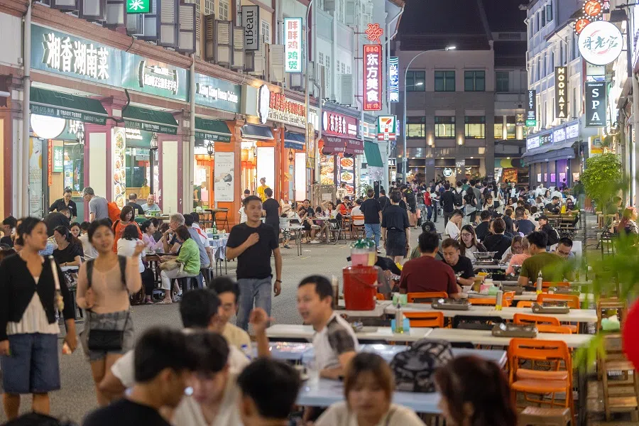 Chinese restaurants along Liang Seah Street in Singapore.