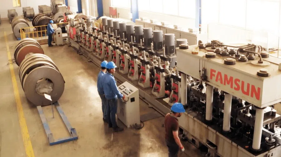 Workers in the Ain Sokhna Industrial Zone within the SCZone. (SCZone website)