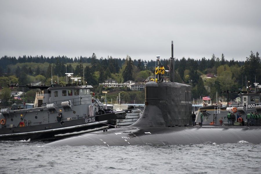 Sailors assigned to the submarine USS Connecticut (SSN 22) return home to Naval Base Kitsap-Bremerton, April 2017. (US Navy/flickr)