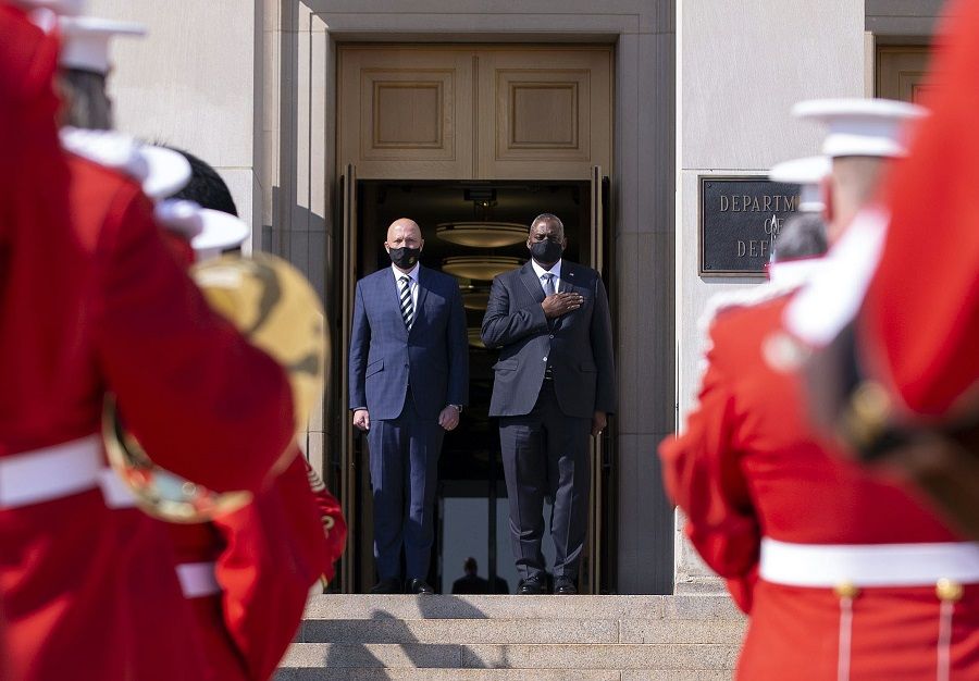 US Defence Secretary Lloyd Austin (right) and Australian Minister for Defence Peter Dutton stand for their national anthems during an honour cordon at the Pentagon on 15 September 2021 in Arlington, Virginia, US. (Kevin Dietsch/Getty Images/AFP)