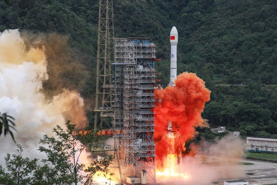 A Long March 3B rocket carrying the BeiDou-3GEO3 satellite lifts off from the Xichang Satellite Launch Center in Xichang in China's southwestern Sichuan province, 23 June 2020. (STR/AFP)