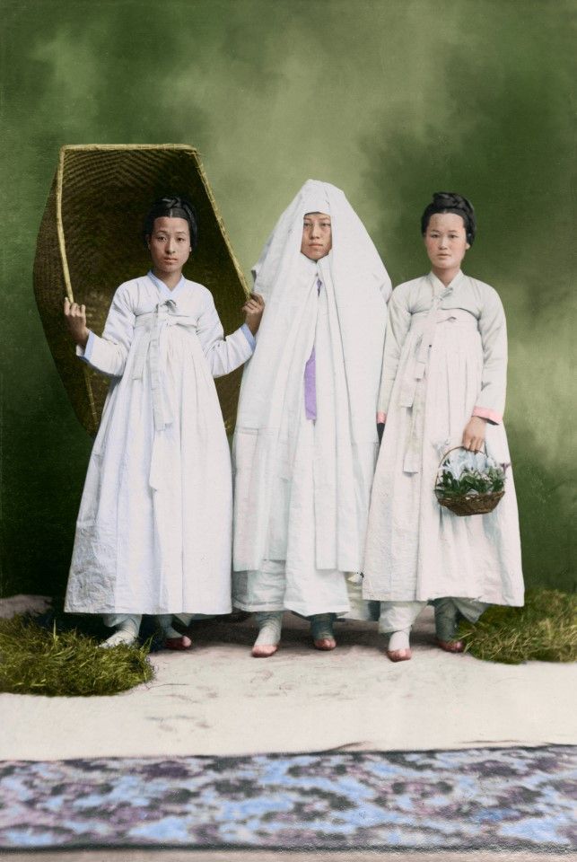 Female Korean Catholics, 1910s. Catholicism was widely practised in Korea.