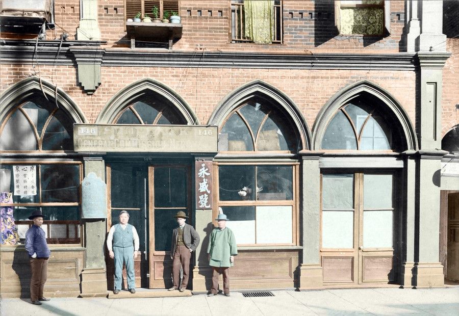 Seid Back (second from left) established Wing Sing & Co (永盛号), one of the first Chinese stores in Portland. The building was also said to be owned by Seid.​​​​​​