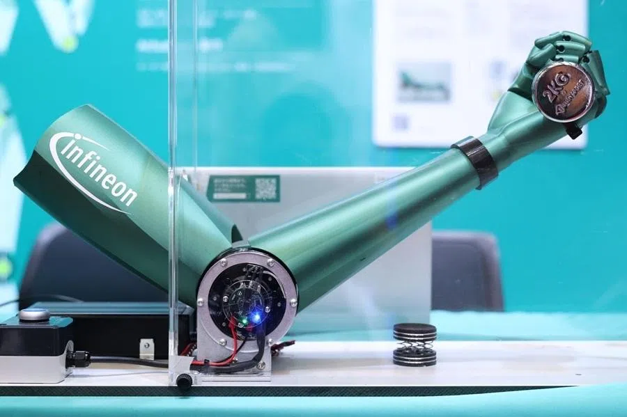 A humanoid robotic arm with the Infineon Technologies AG semiconductor solutions displayed at the Humanoids Summit in Tokyo, Japan, on 28 May 2026..