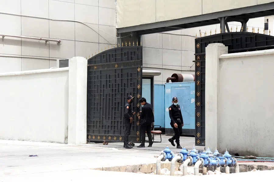 Chinatown's entry/exit point manned by numerous guards.
