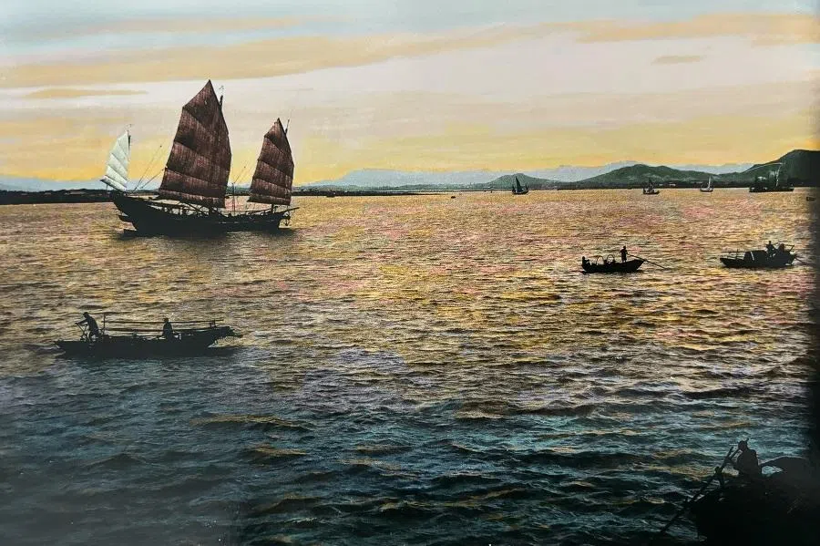 Chinese sailing ships in Hong Kong during the 1920s.