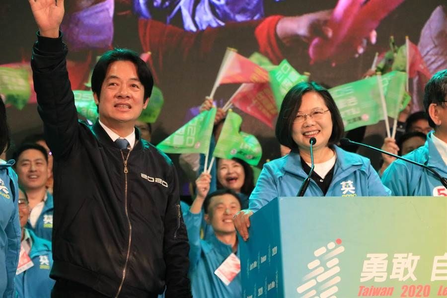 Taiwan Vice President William Lai (left) and Taiwan President Tsai Ing-wen are not on the blacklist. (Internet)