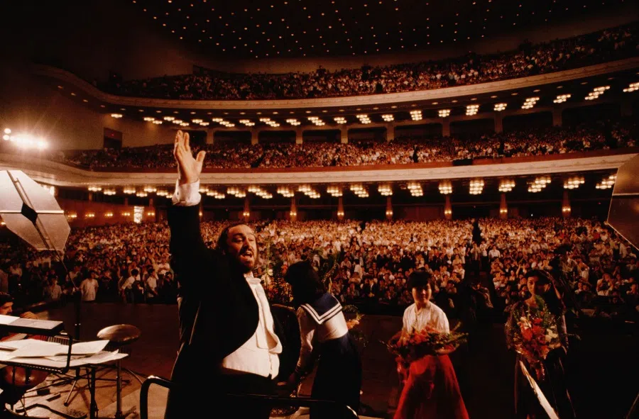 The late Italian tenor Luciano Pavarotti. (Shaw Organisation/Getty Images)