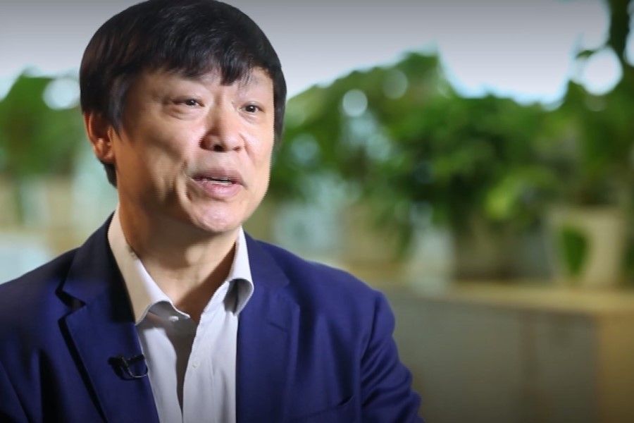 A screengrab from a video of an interview featuring Hu Xijin, 2019. (Internet)