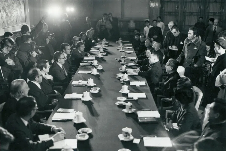 In 1974, Chinese Vice-Premier Deng Xiaoping held talks with US Secretary of State Henry Kissinger.
