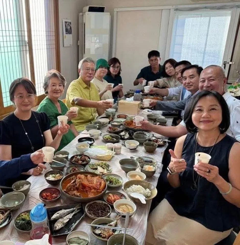 Moon hosted us at a warm, intimate farmhouse dinner near his home.