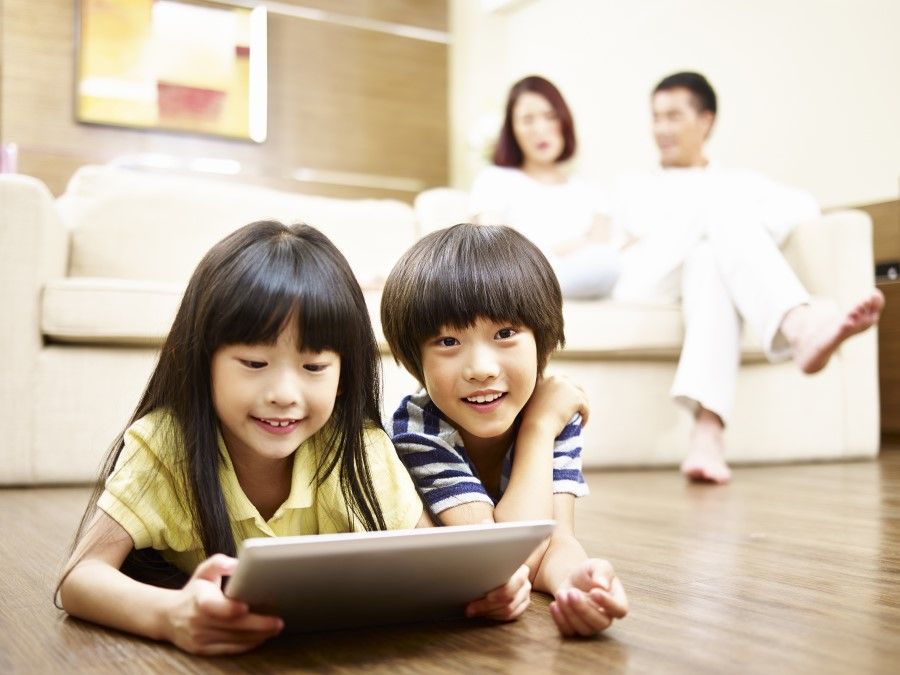 Children need self-discipline in using technology. (iStock)