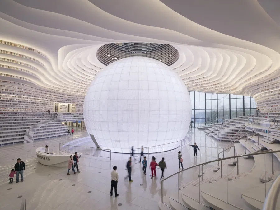 The Tianjin Binhai Library. (@incunabula/Twitter)