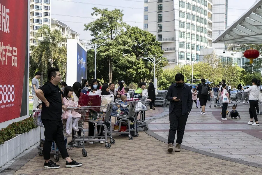 Customers outside a Walmart Inc.'s Sam's Club warehouse chain store in Shenzhen, China, on 20 January 2024. (Qilai Shen/Bloomberg)